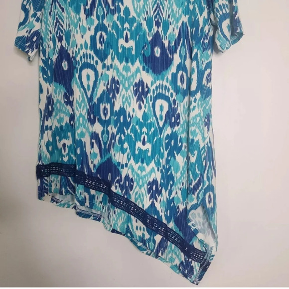 Chico's Asymmetrical Crochet Hem Ikat Tunic Size 1 Medium Blue Elbow Sleeves - Picture 5 of 8